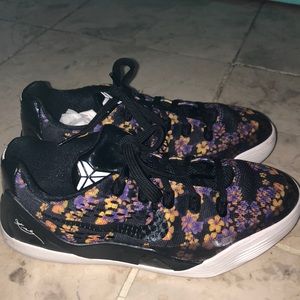 Mike Kobe 9 🌼Floral🌸